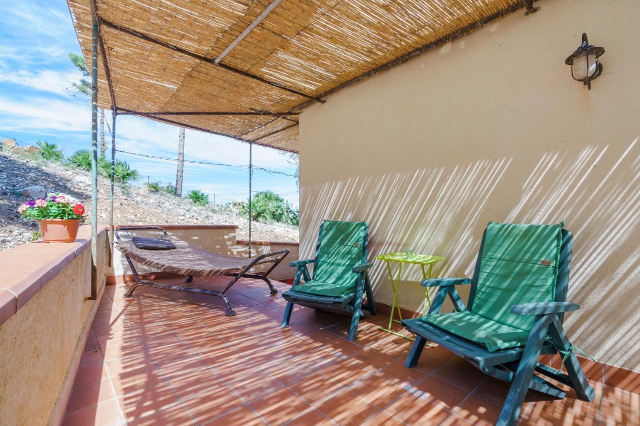La Pineta Al Mare Apartment เอริเช ภายนอก รูปภาพ