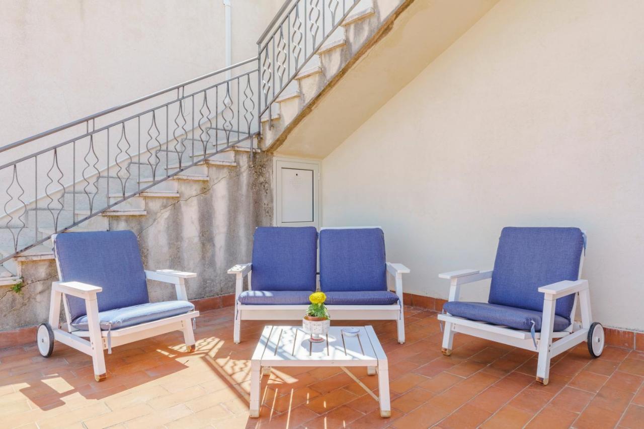 La Pineta Al Mare Apartment เอริเช ภายนอก รูปภาพ