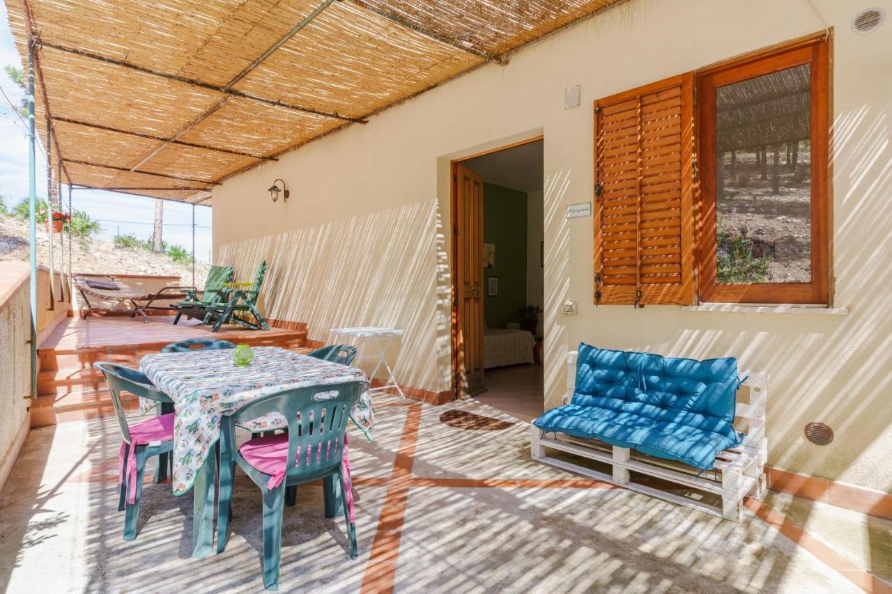 La Pineta Al Mare Apartment เอริเช ภายนอก รูปภาพ