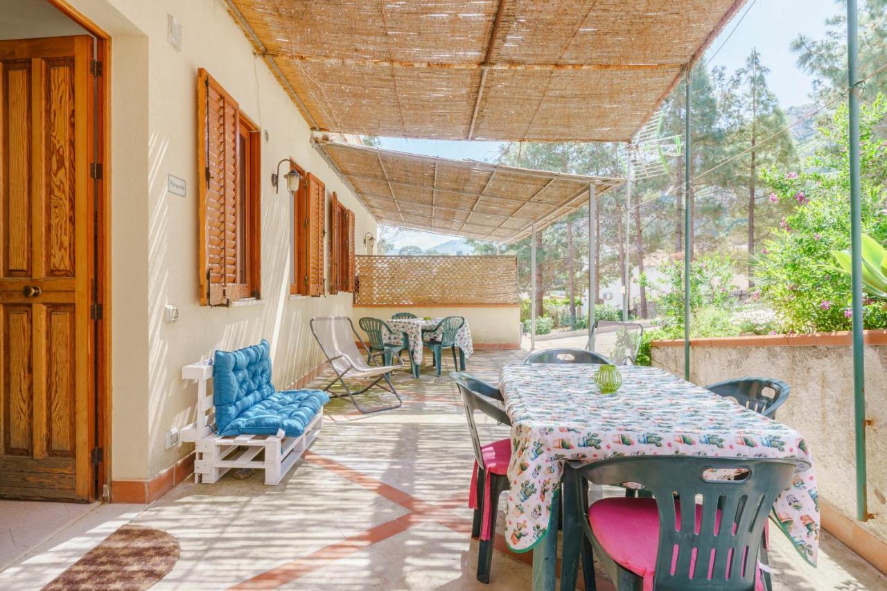La Pineta Al Mare Apartment เอริเช ภายนอก รูปภาพ