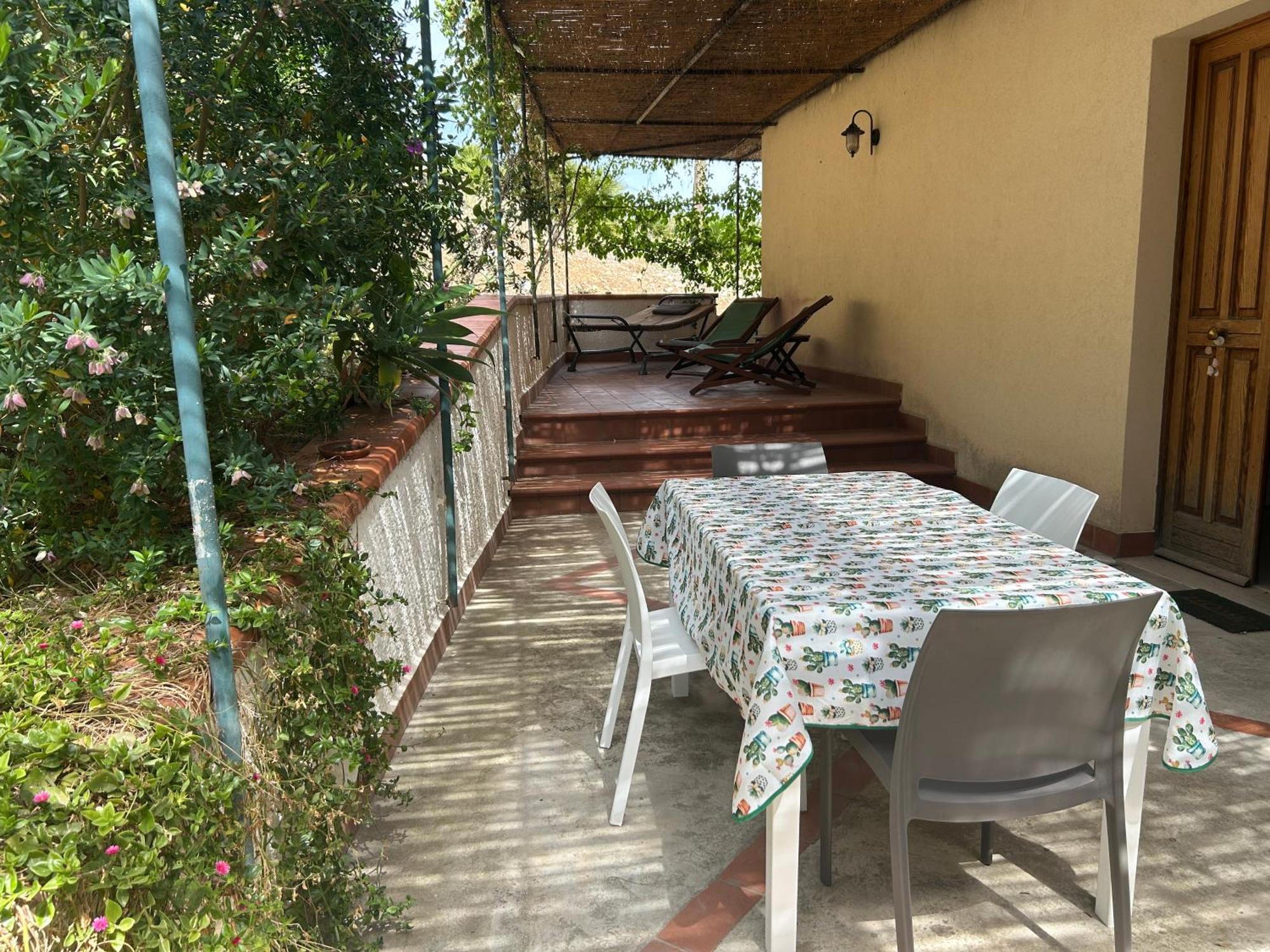 La Pineta Al Mare Apartment เอริเช ภายนอก รูปภาพ